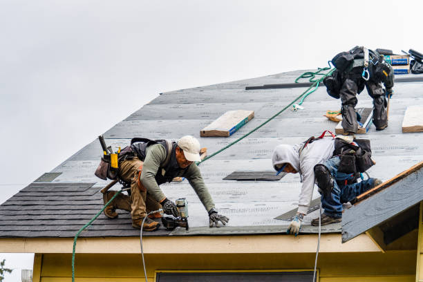 Professional Gutter Installation technician working in Wapwallopen, PA